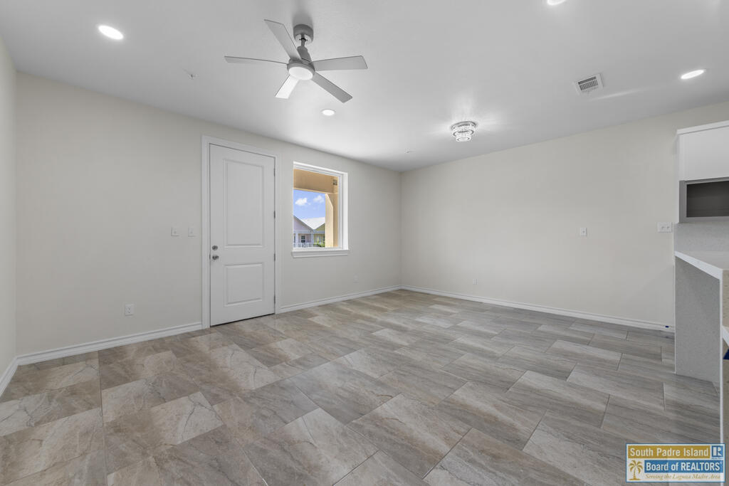 116 E Cora Lee Dr. # A