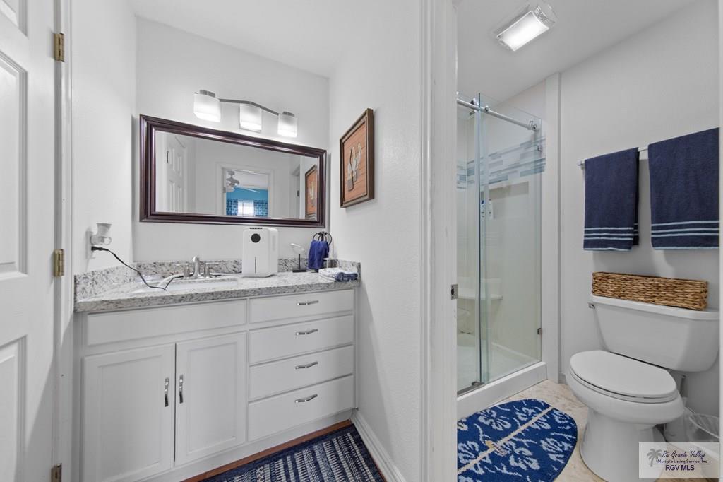 210 W OLEANDER ST. B