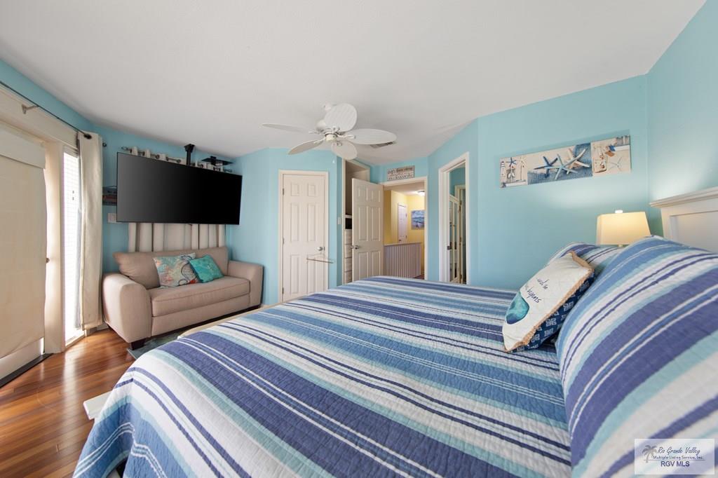 210 W OLEANDER ST. B