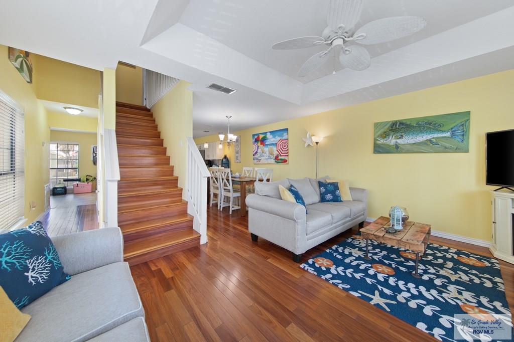 210 W OLEANDER ST. B