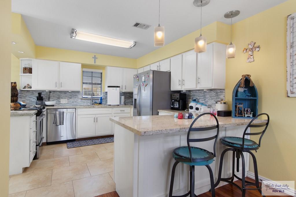 210 W OLEANDER ST. B