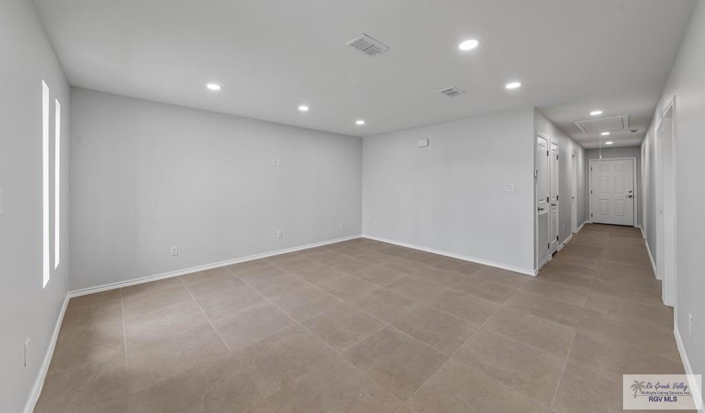 664 MARRS AVE. B