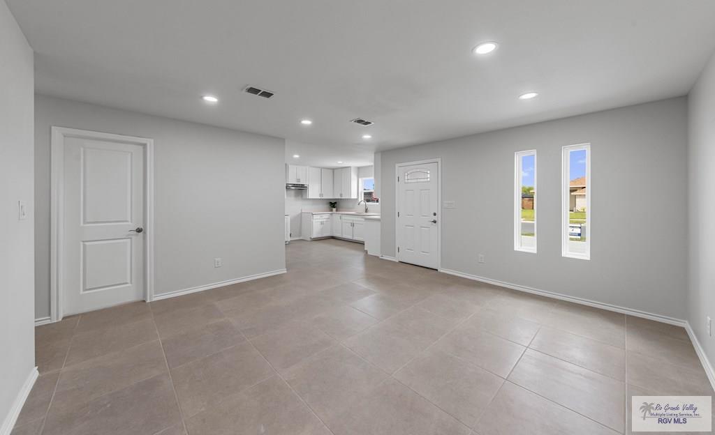664 MARRS AVE. B