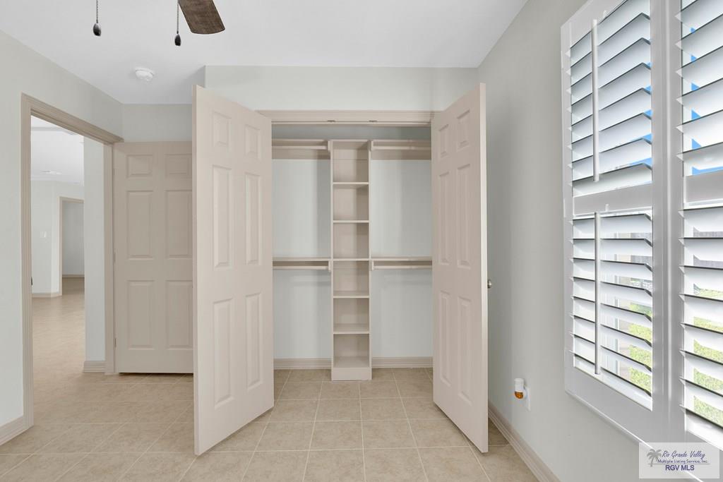 552 FRESA DR