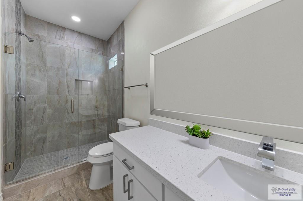 116 E CORA LEE DR. 1