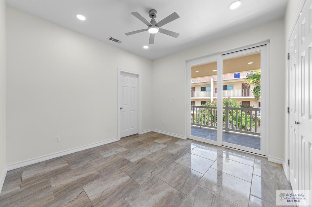 116 E CORA LEE DR. 2