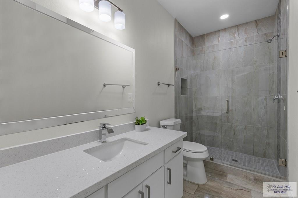 116 E CORA LEE DR. 4