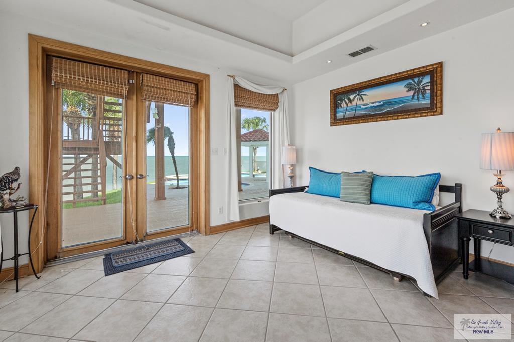 1208 NORTH SHORE DR 789