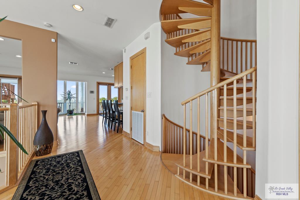 1208 NORTH SHORE DR 789