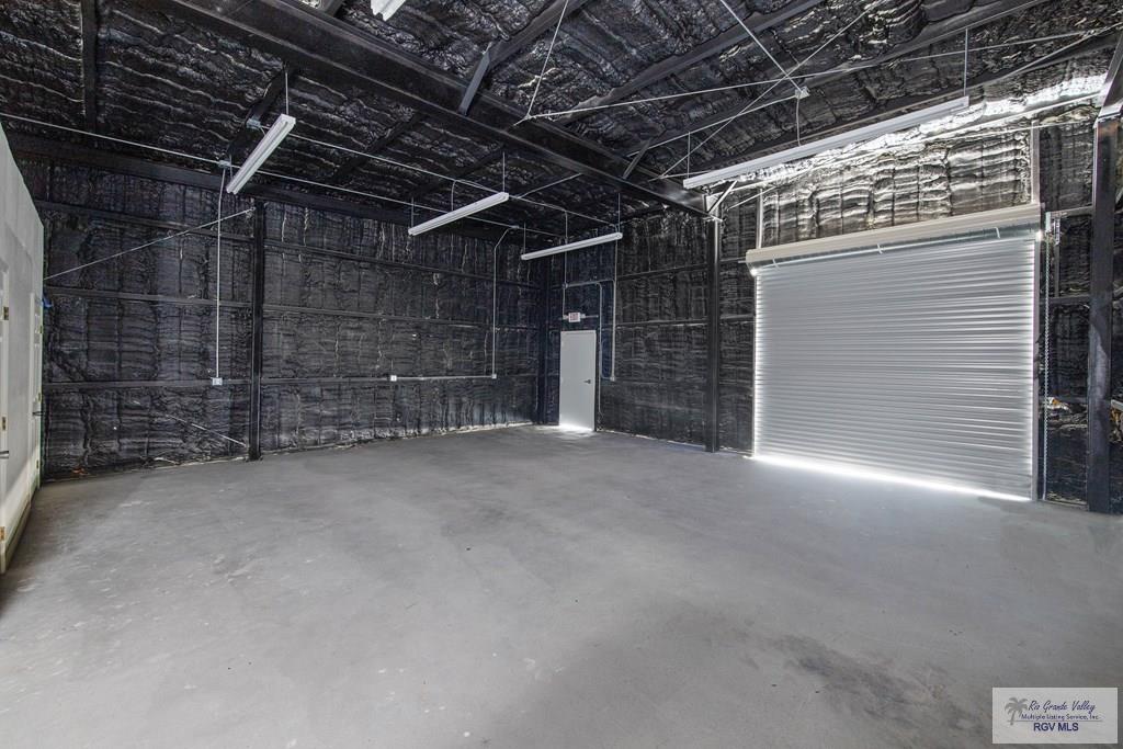 925 S OSCAR WILLIAMS RD. C