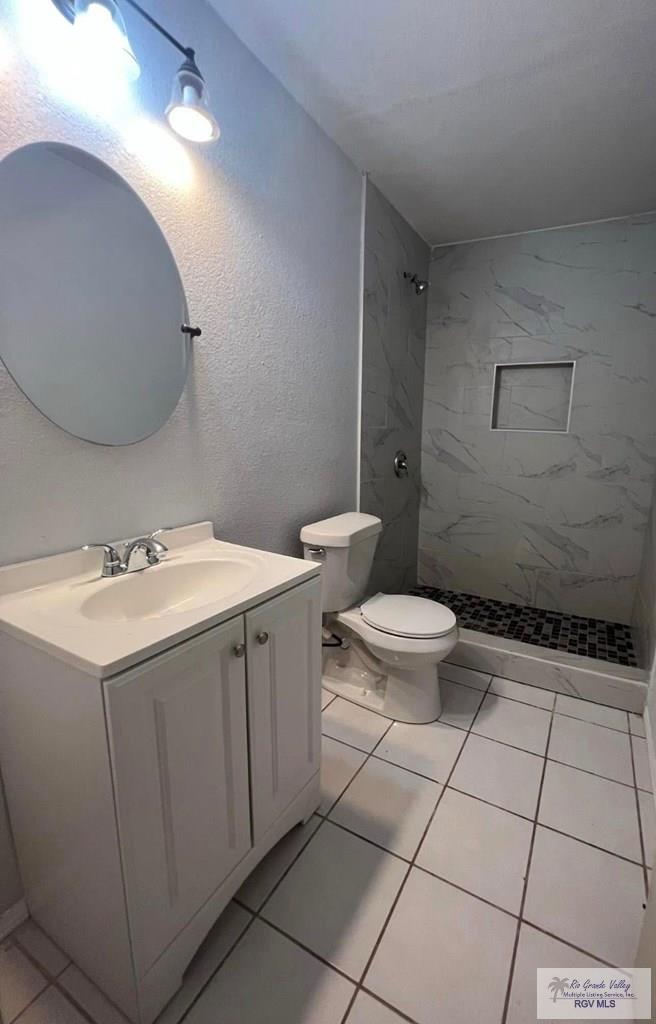 940 W Saint Francis St.