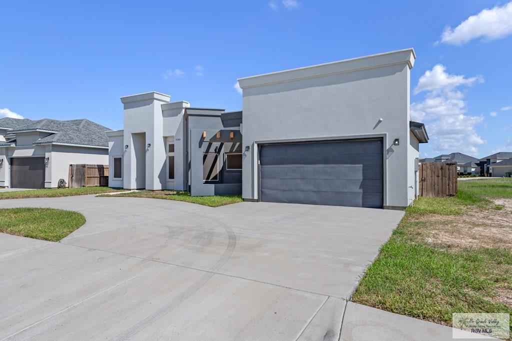 7283 Rain Forest Dr