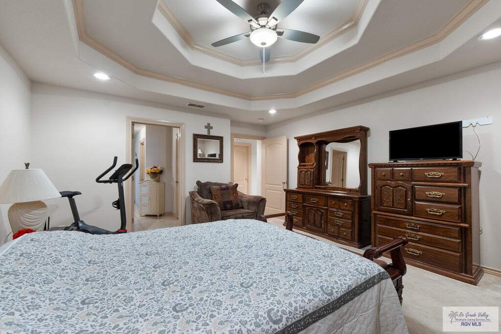 704 Pine Falls Dr.
