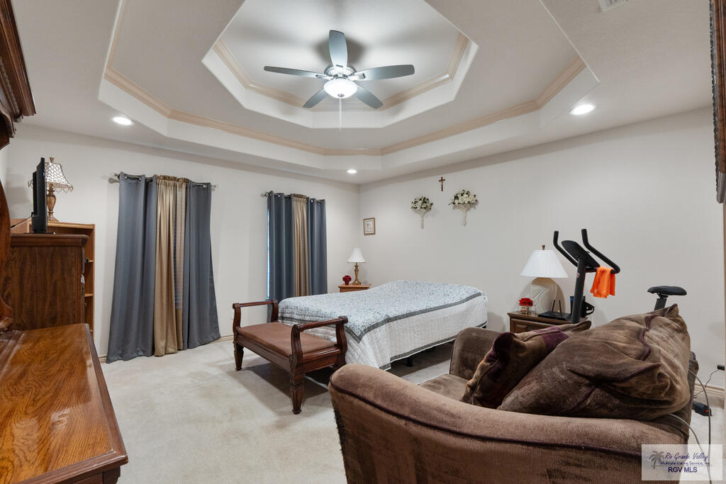 704 Pine Falls Dr.
