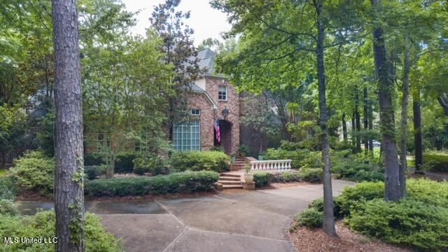 101 Summer Lake Drive