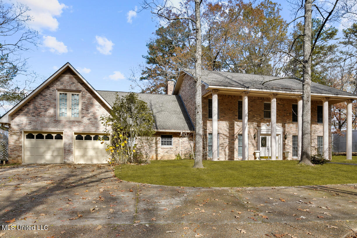 321 Warwick Road