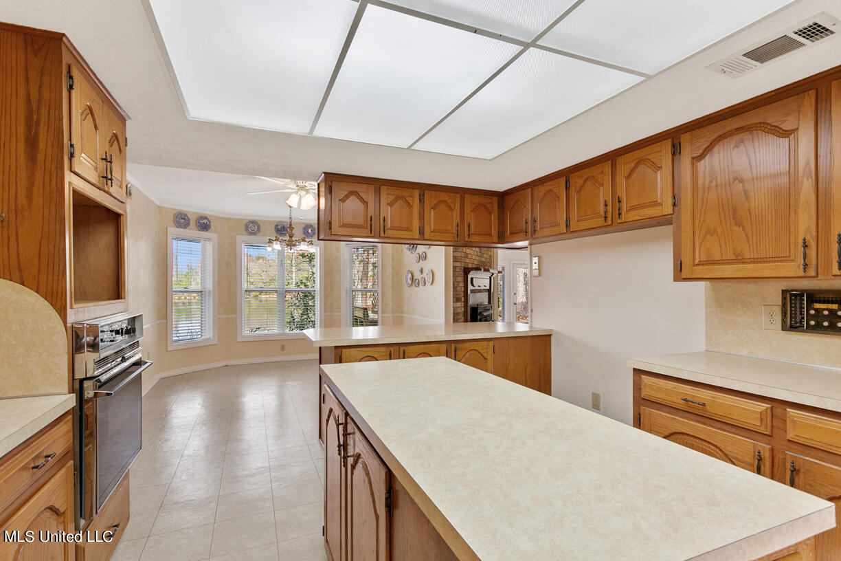 321 Warwick Road