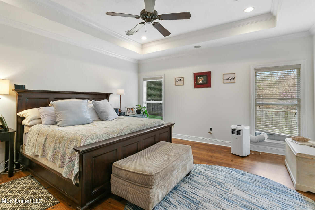 102 Coventry Cove