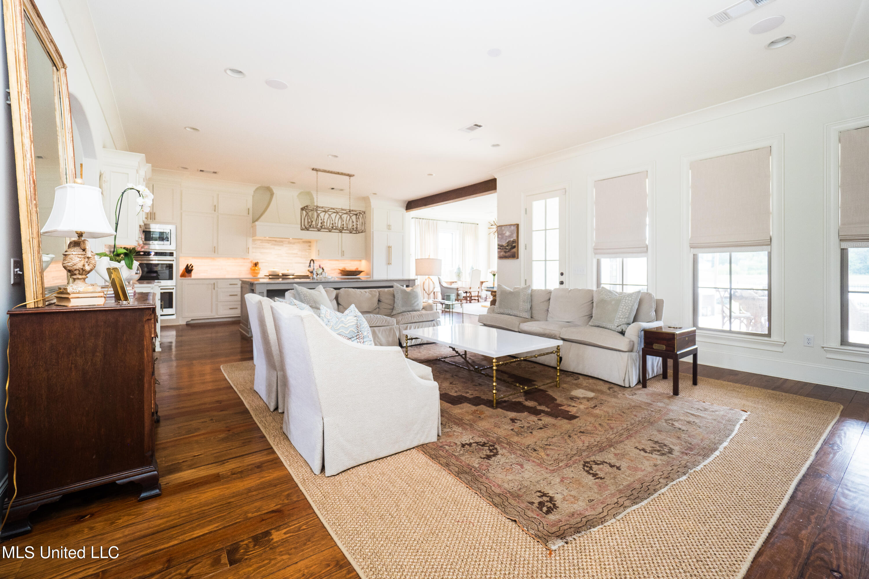 203 S Woodcreek Road