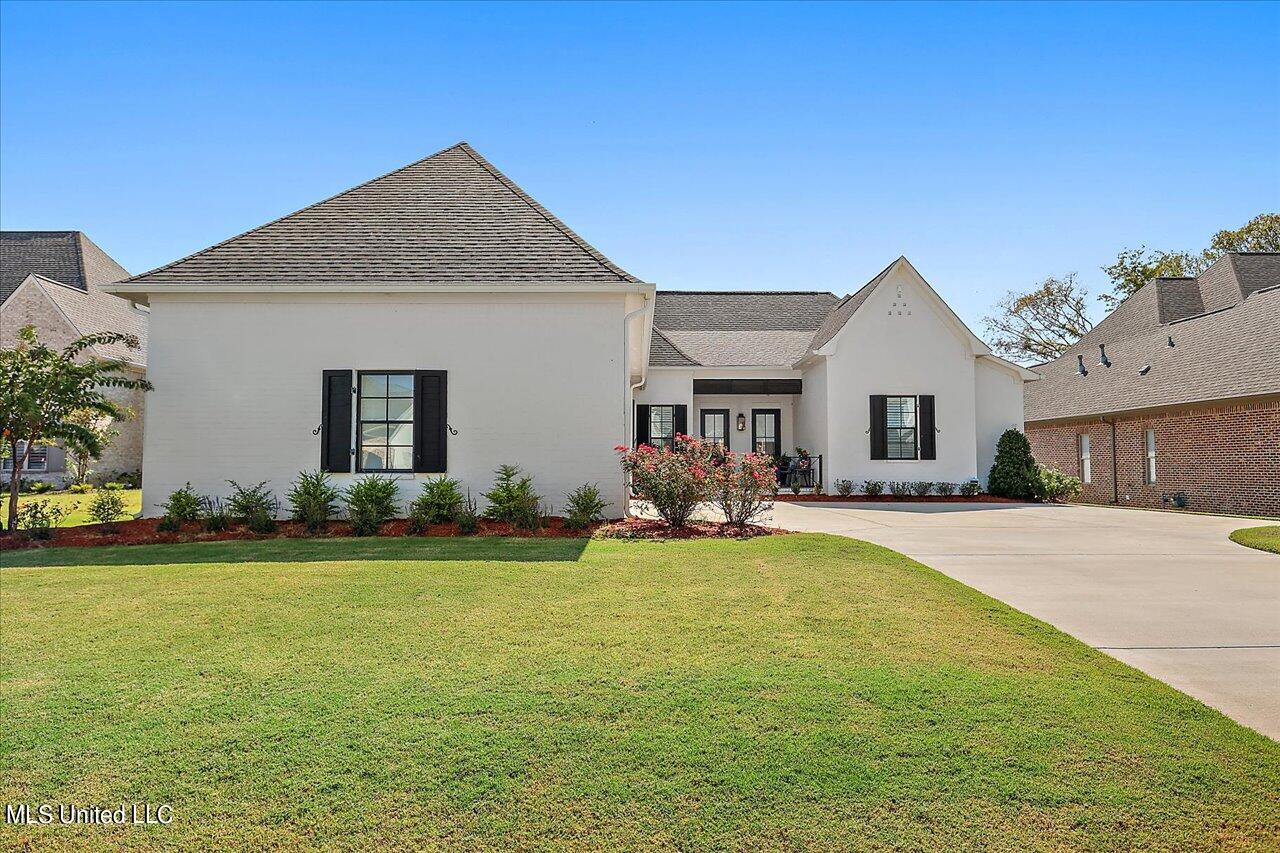 118 First Colony Boulevard