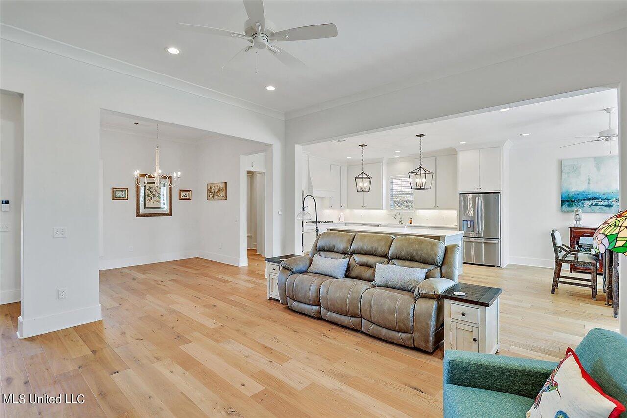118 First Colony Boulevard