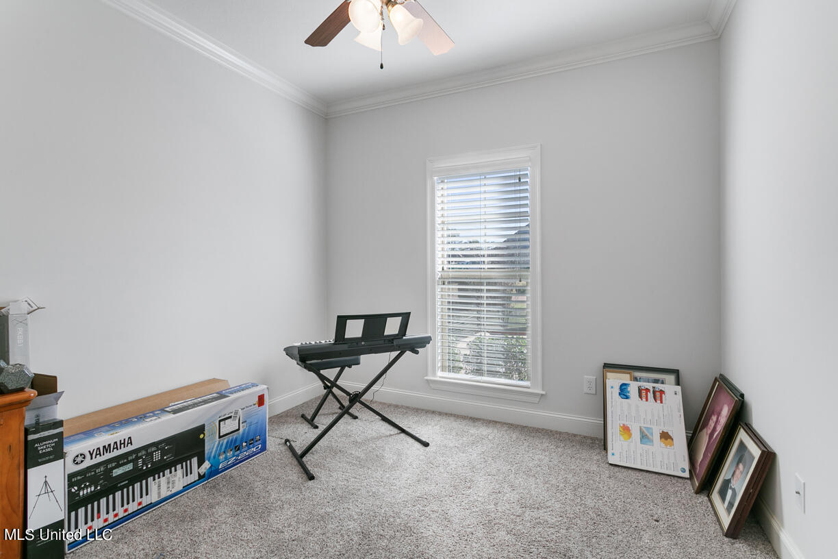 260 Falls Crossing