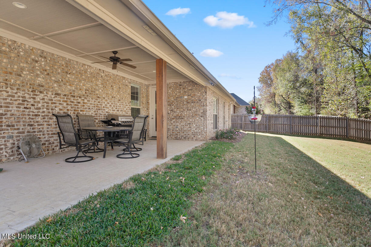 260 Falls Crossing