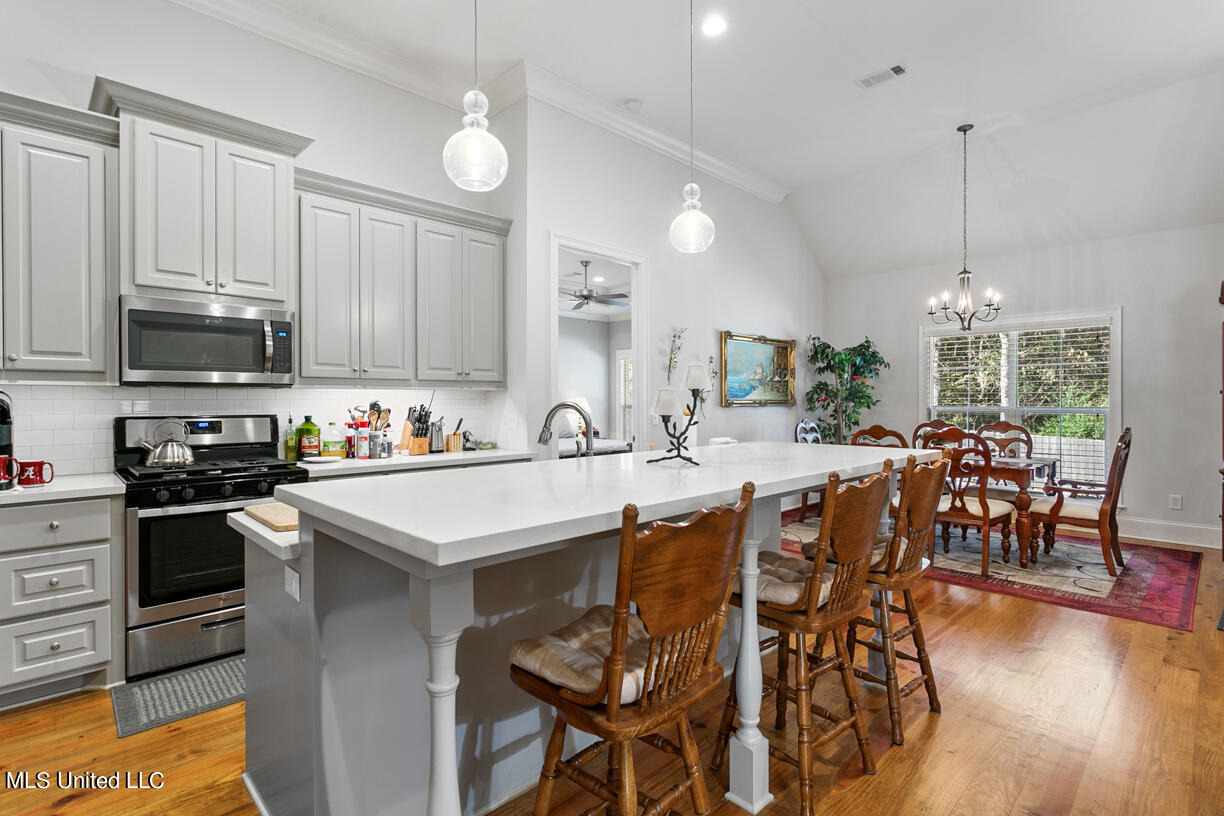 260 Falls Crossing
