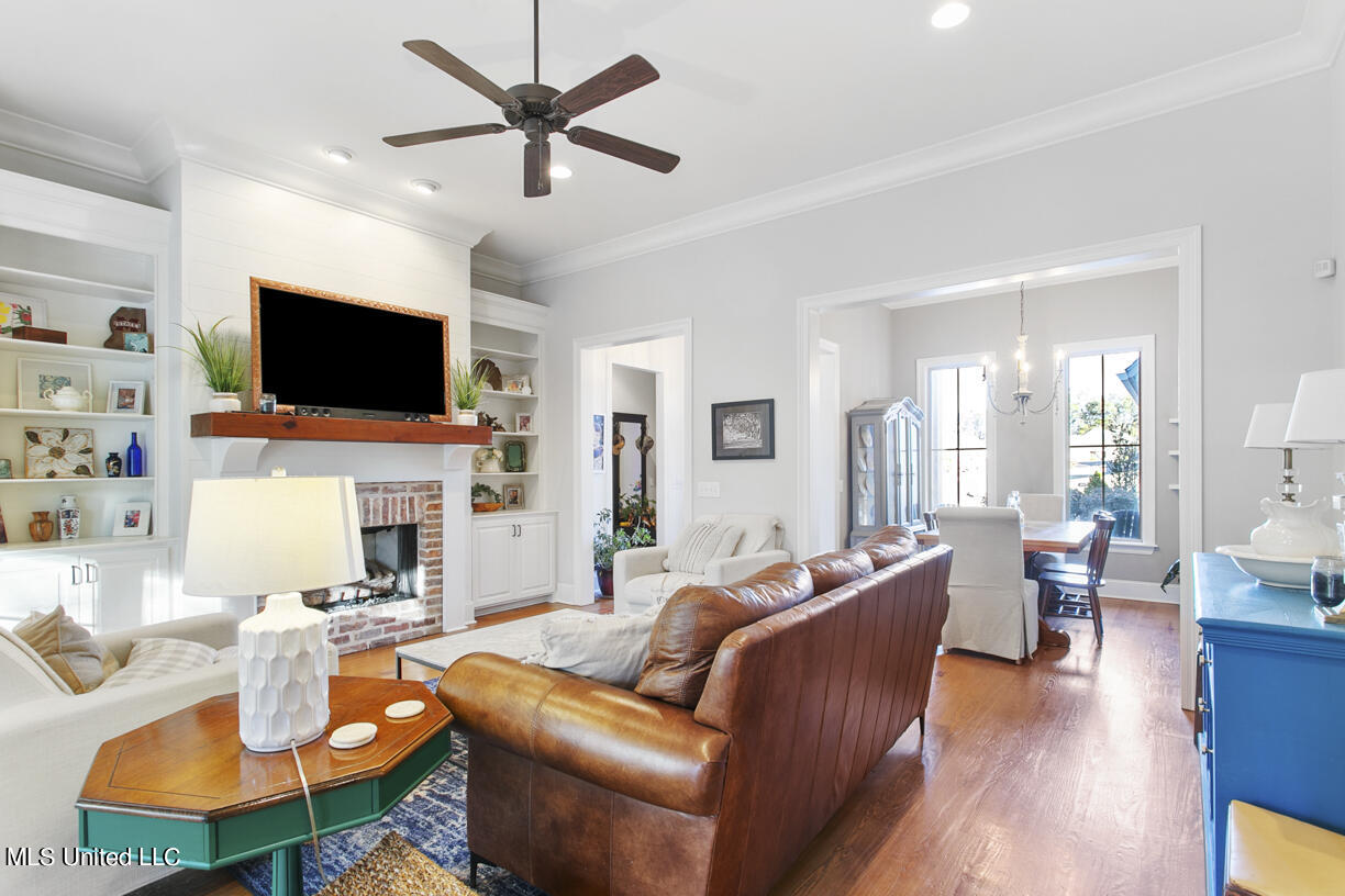 112 Wingtip Cove