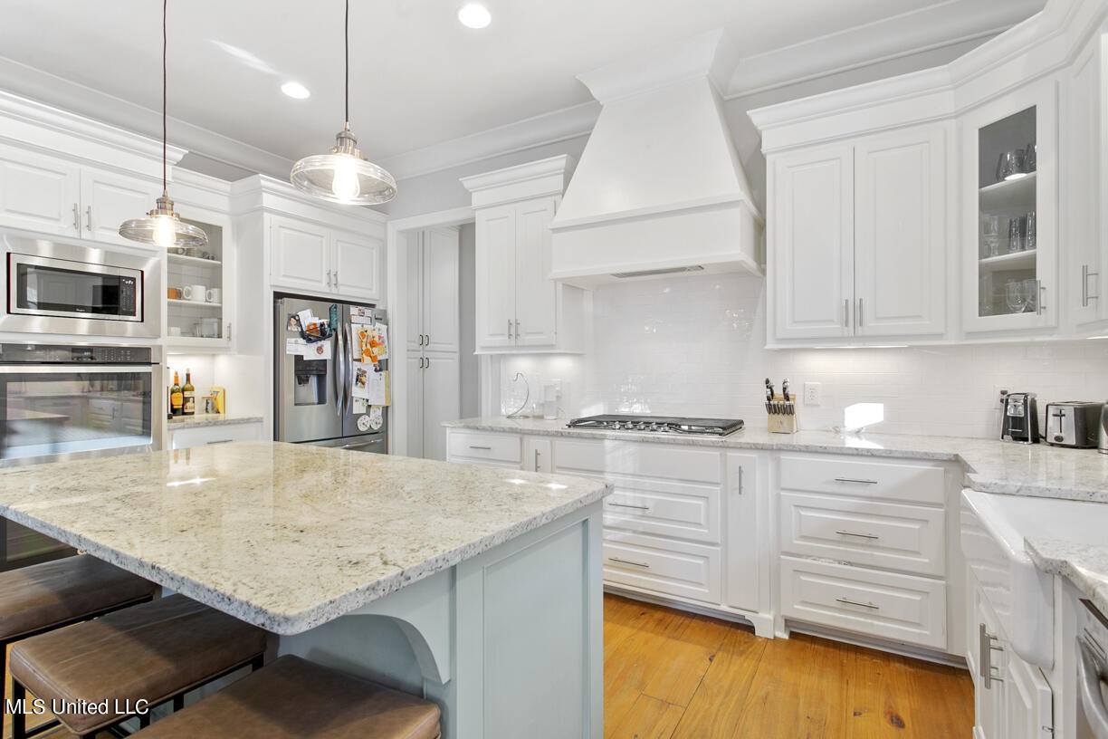112 Wingtip Cove
