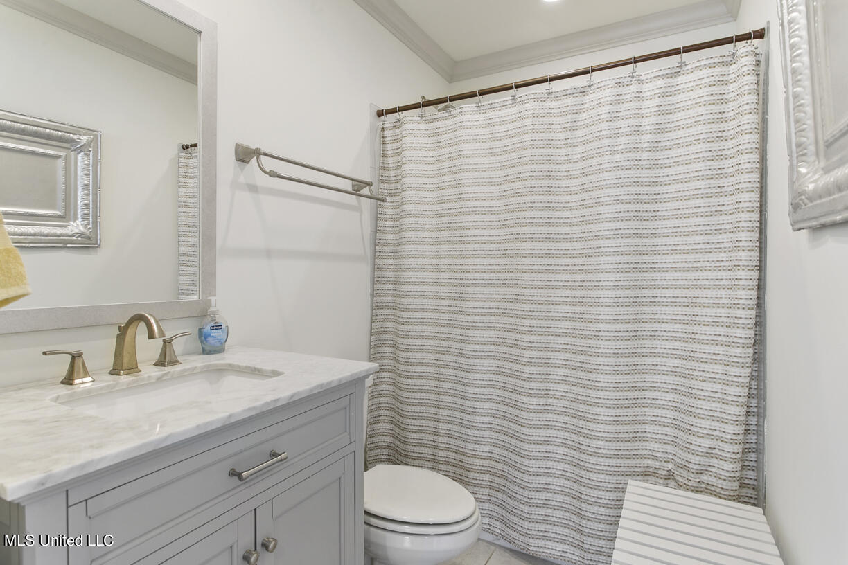 112 Wingtip Cove