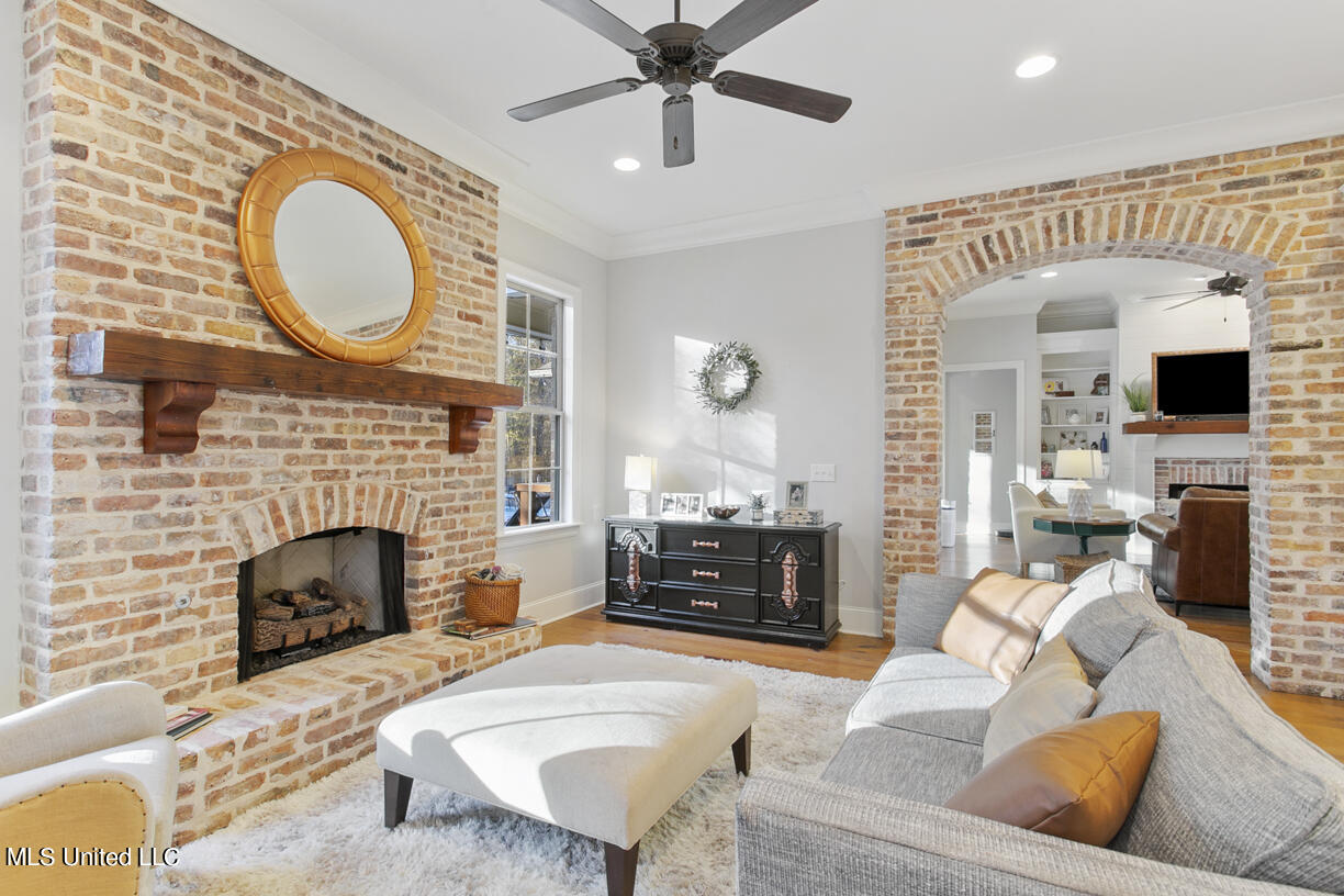 112 Wingtip Cove
