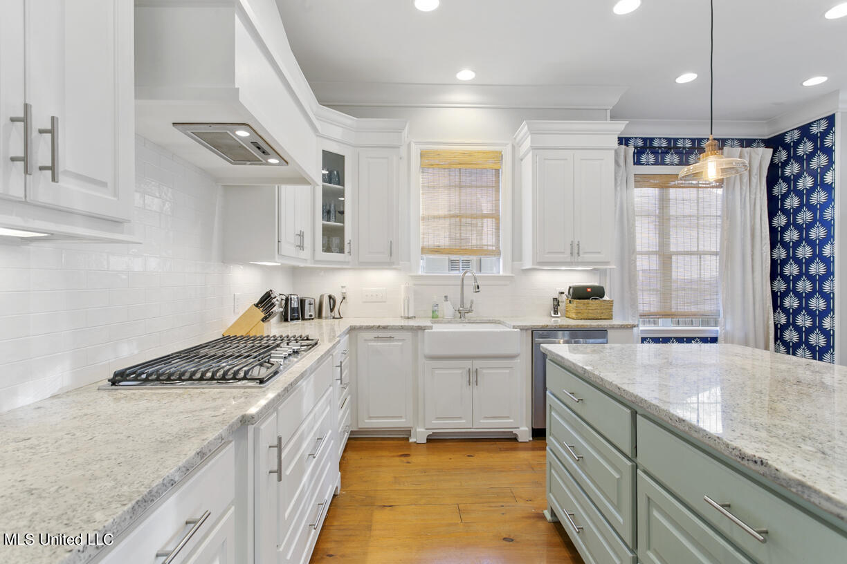 112 Wingtip Cove