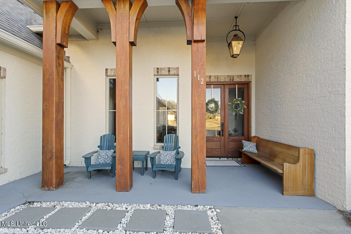 112 Wingtip Cove
