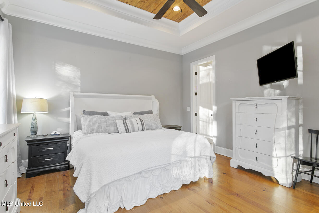 112 Wingtip Cove