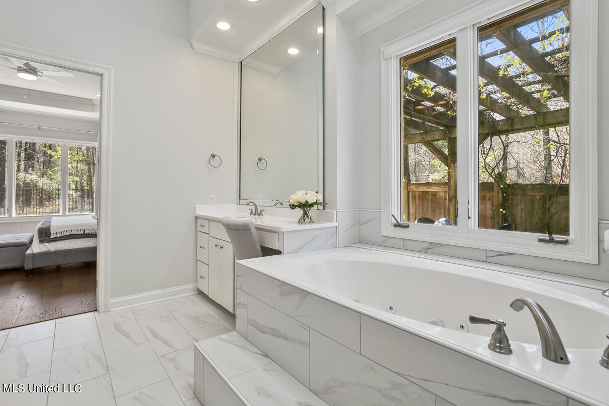 349 Kingsbridge Road