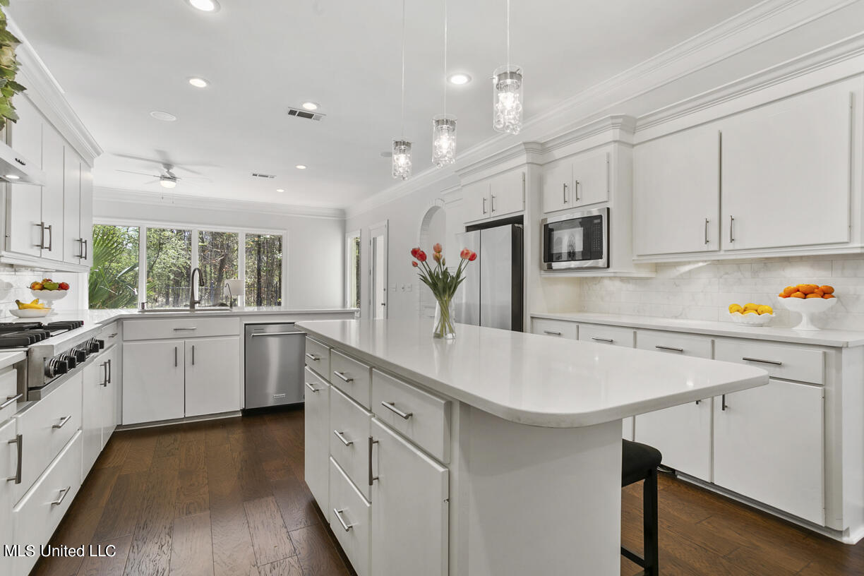 349 Kingsbridge Road