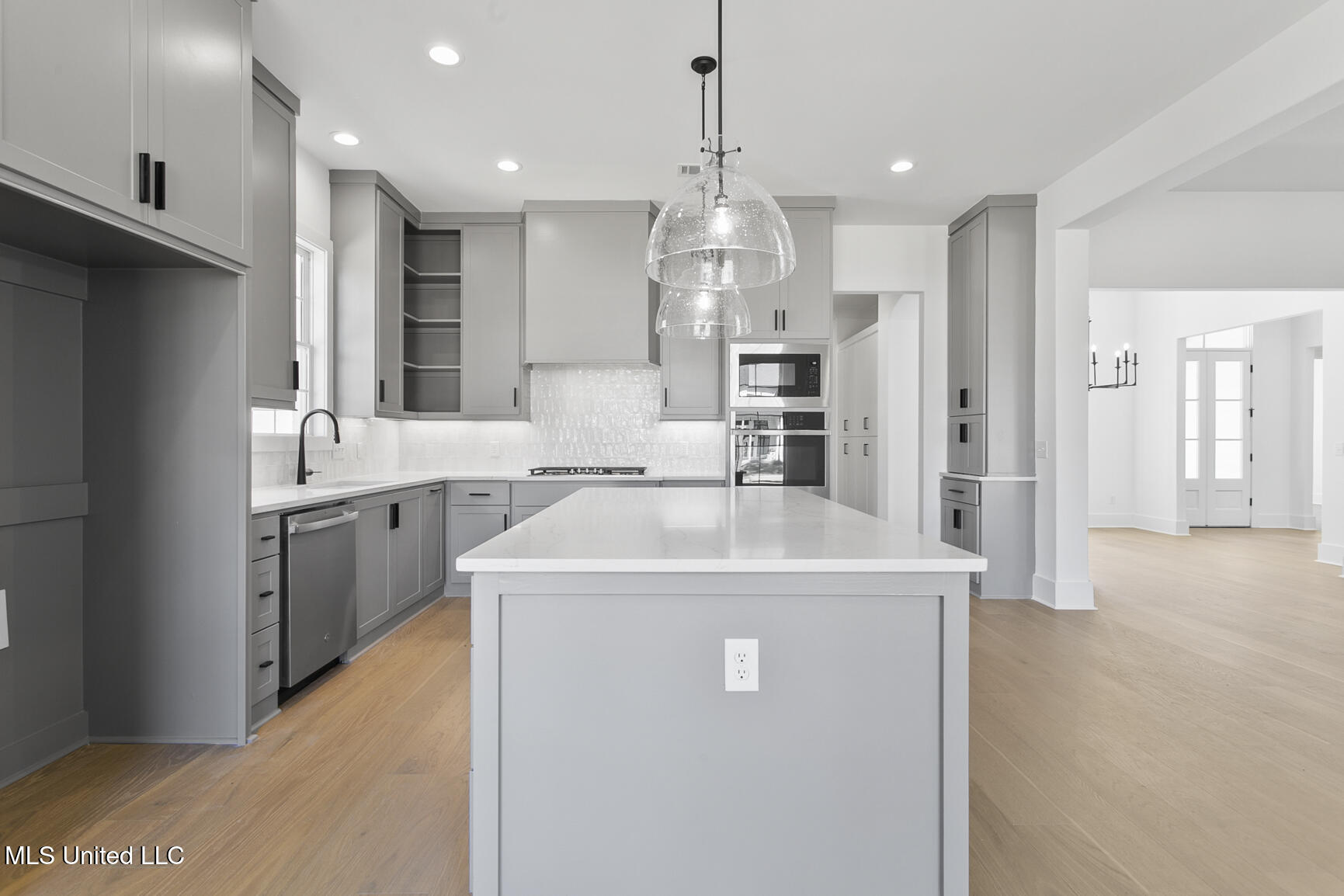 252 Kingswood Place