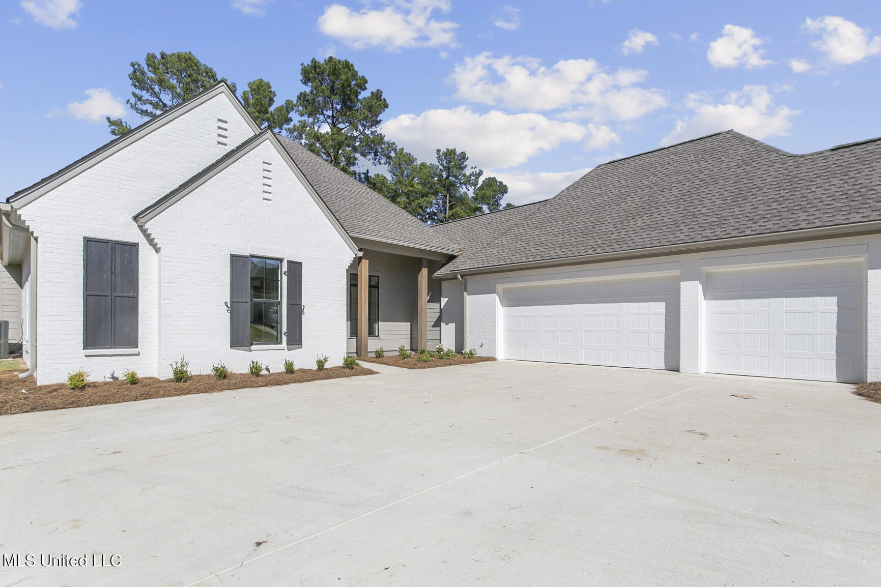 252 Kingswood Place