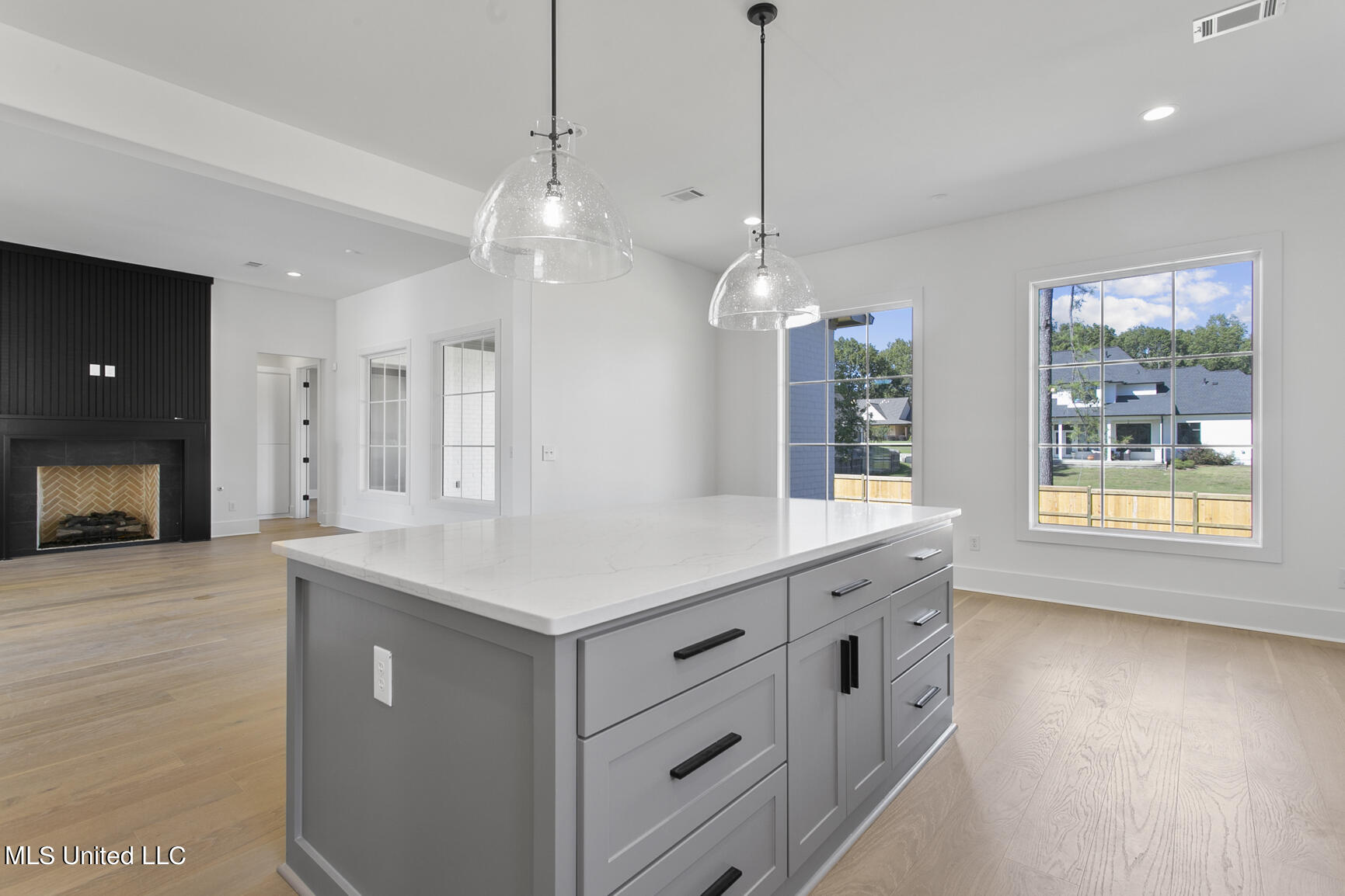 252 Kingswood Place