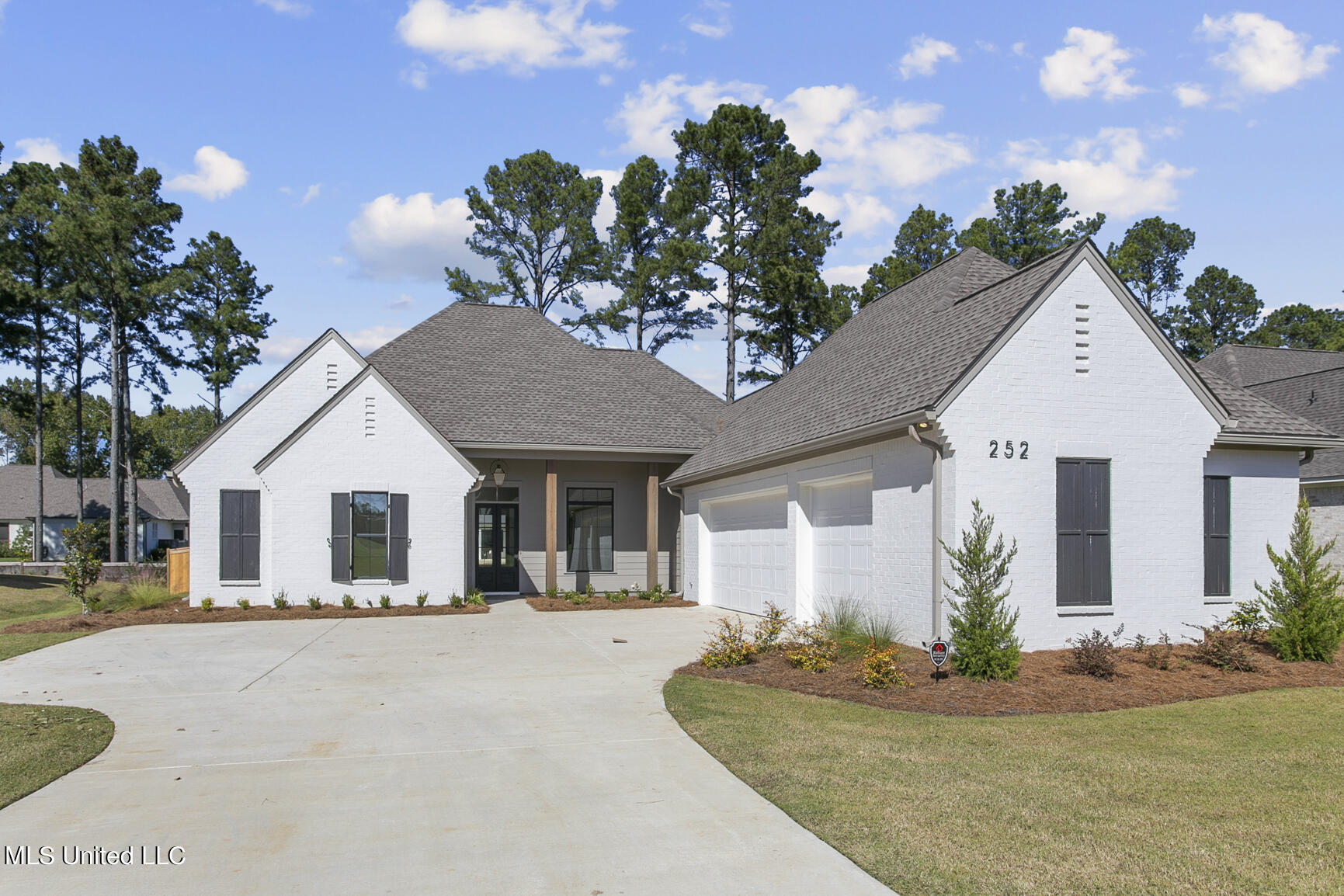 252 Kingswood Place