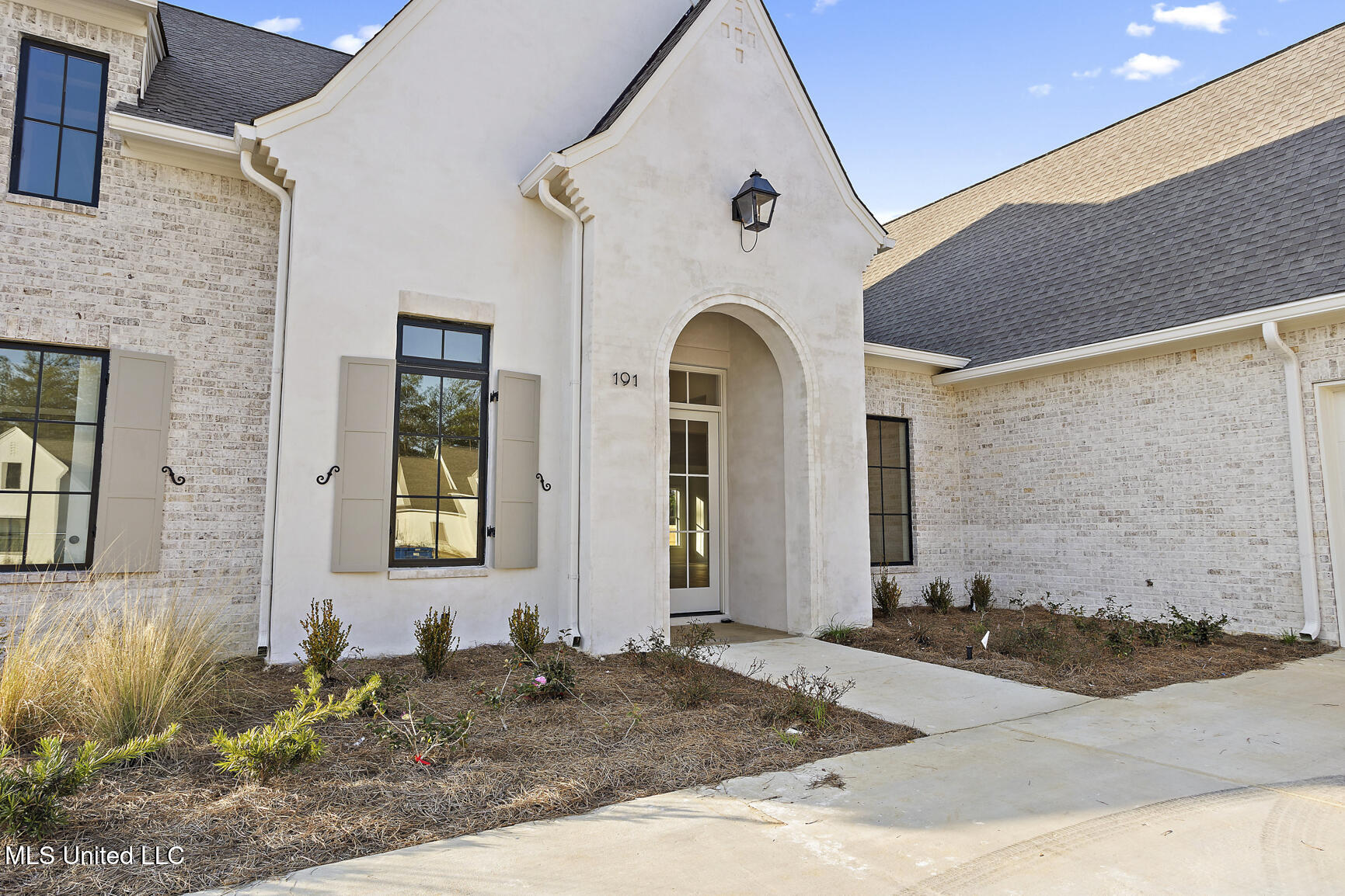 191 Westlake Circle
