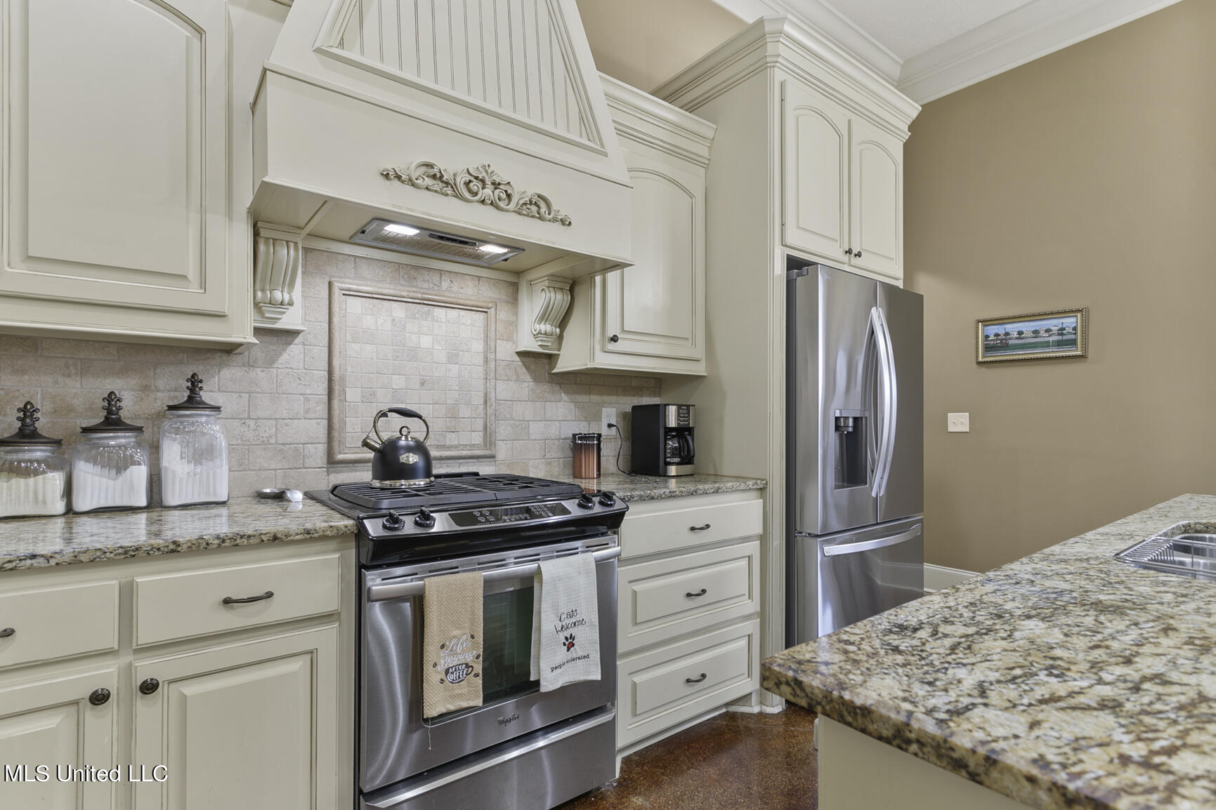 128 Asbury Square