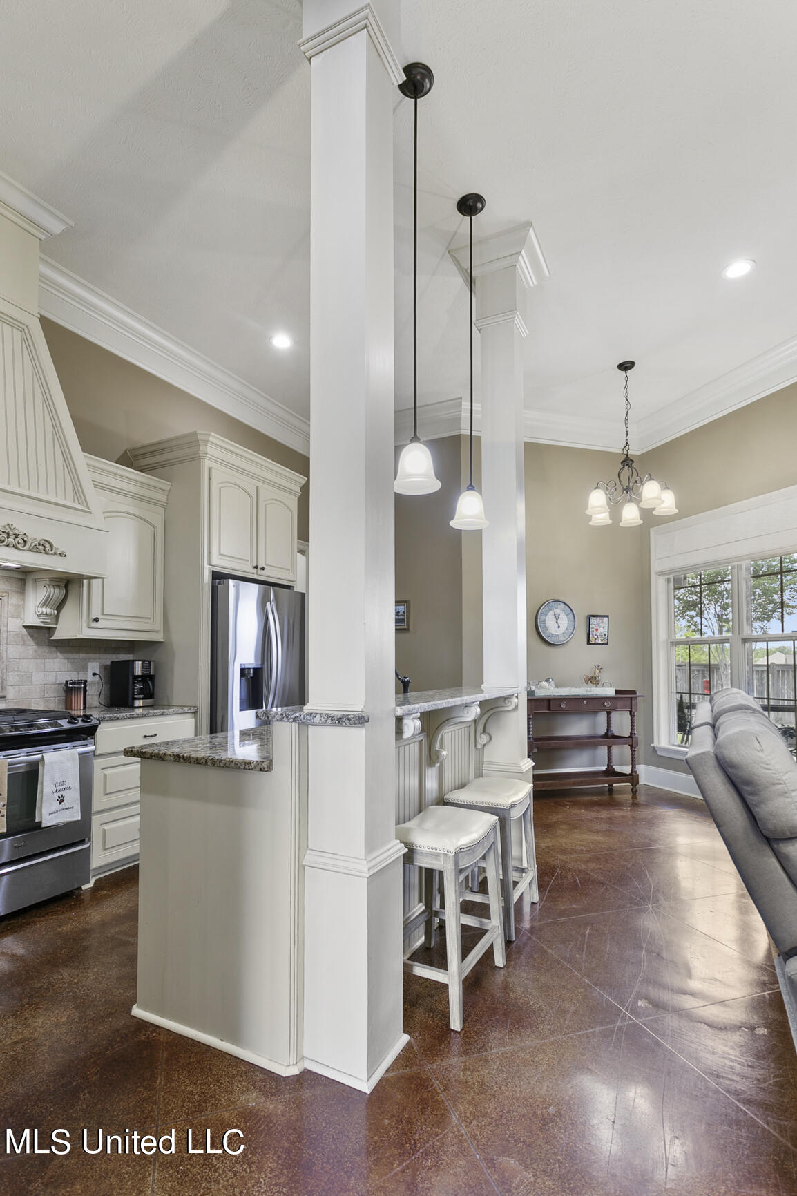 128 Asbury Square