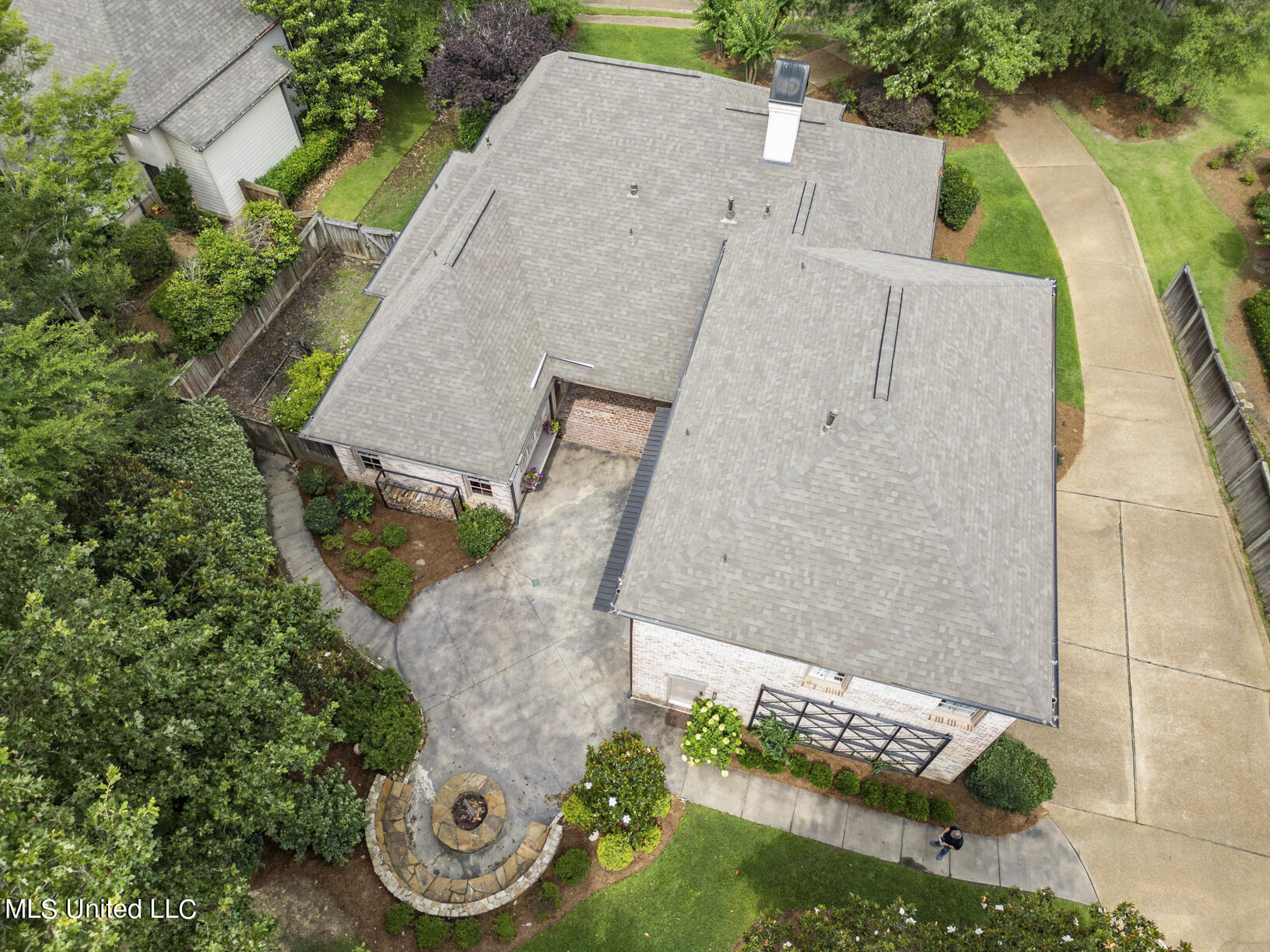 145 Oakhurst Trail