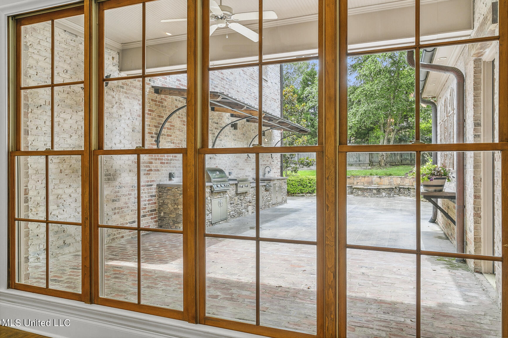 145 Oakhurst Trail