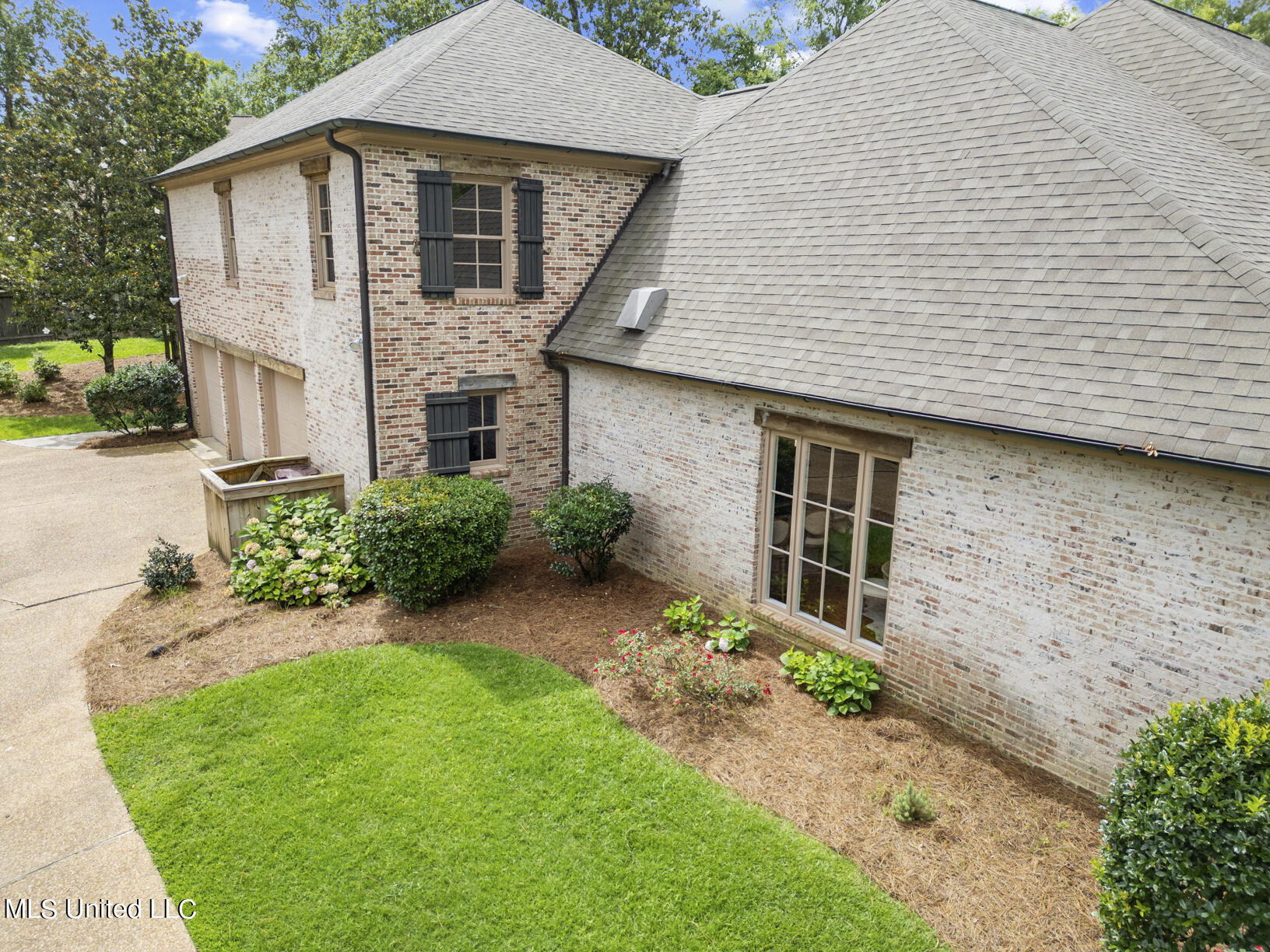 145 Oakhurst Trail
