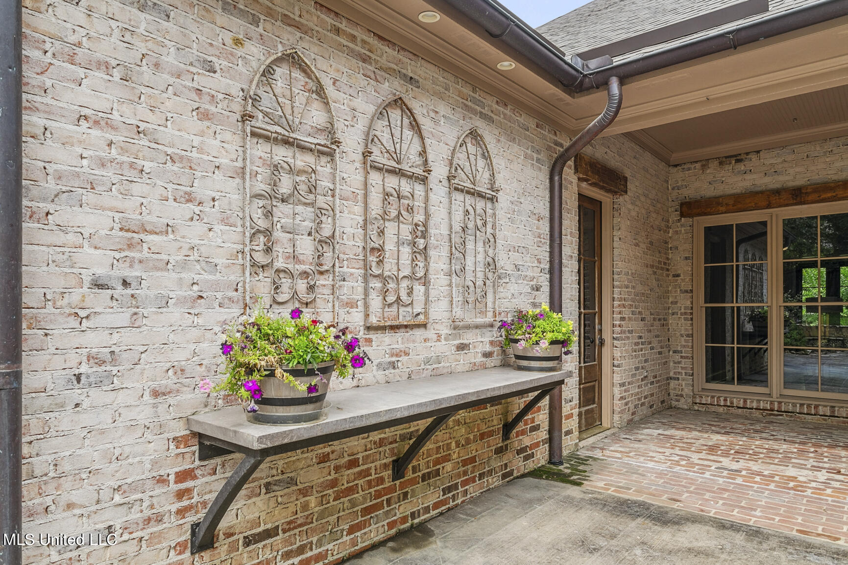 145 Oakhurst Trail