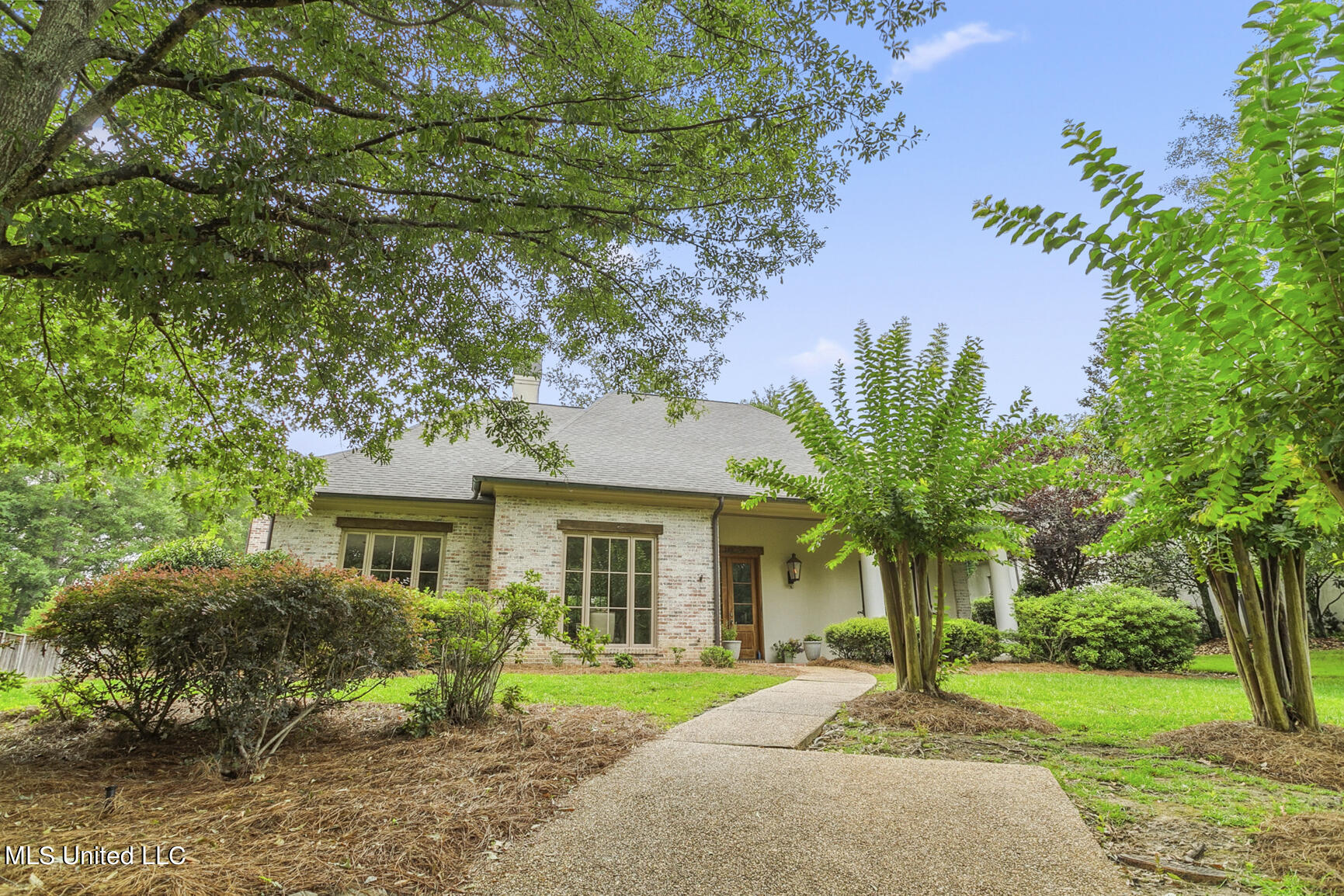 145 Oakhurst Trail