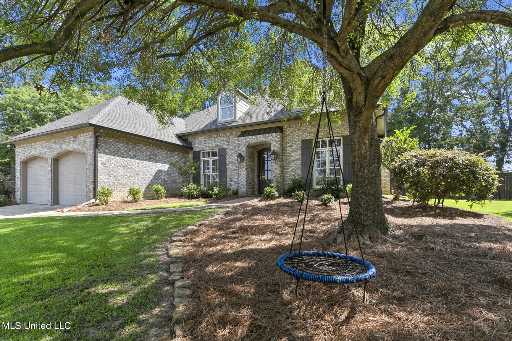 102 Catherine Cove
